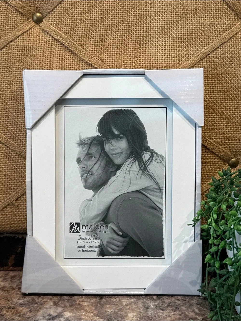 Malden White Picture Frame with Mat